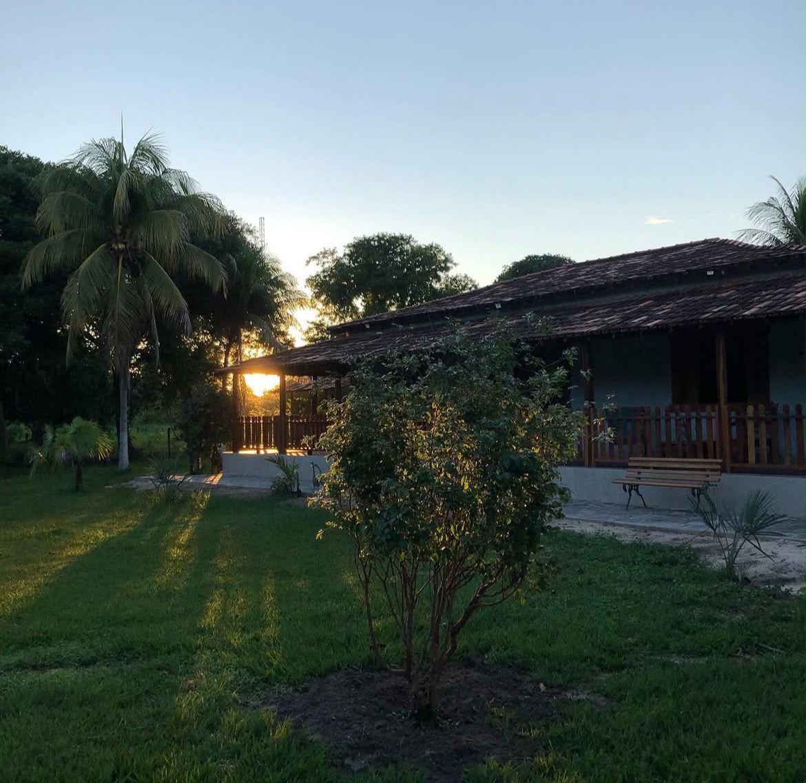 Casa da fazenda e paisagem do entorno